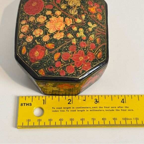 Vintage Hand-Painted Paper Mache Floral Trinket Box - Picture 8 of 9